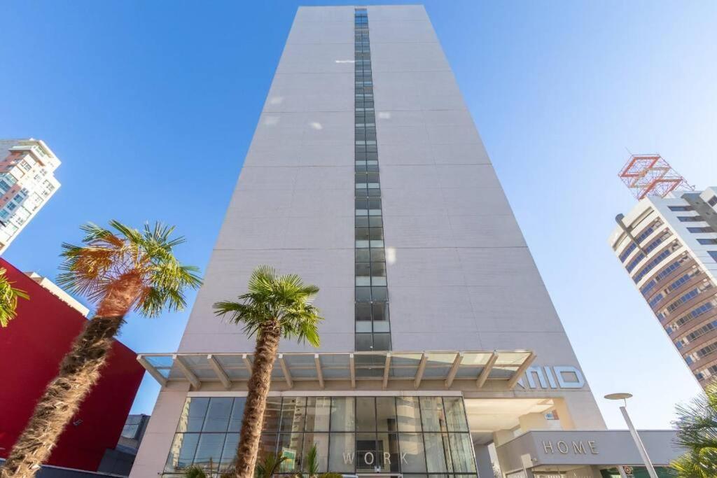 Apartamento Lindo Studio: Clube Com Piscina Aquecida No Centro De Curitiba
